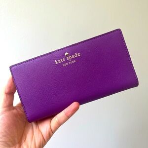 NWT—— Kate Spade Stacy Cherry Lane Wallet in Saffinlo leather purple